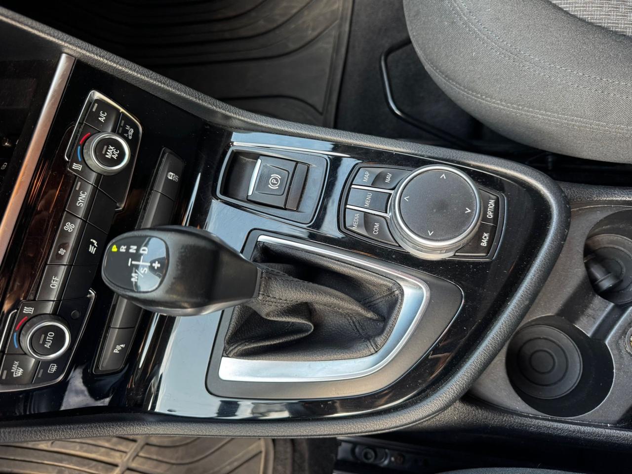 Bmw 218 218d 7 POSTI