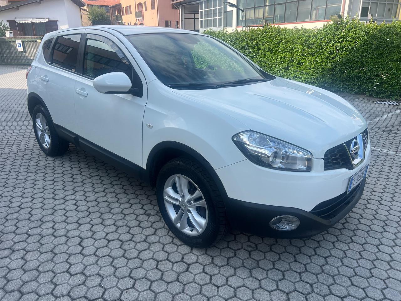Nissan Qashqai 1.6 dCi DPF Tekna 4X4