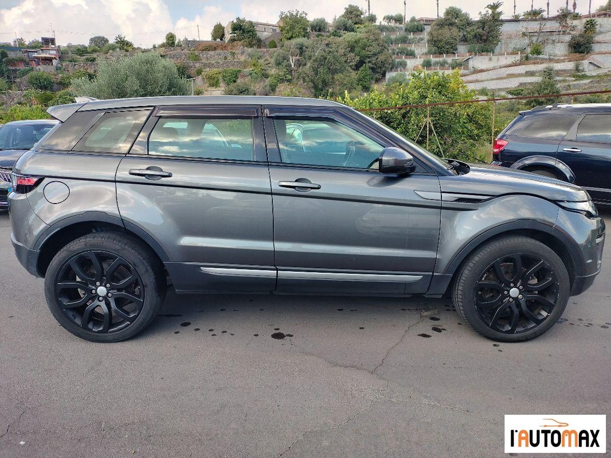LAND ROVER - Range Rover Evoque