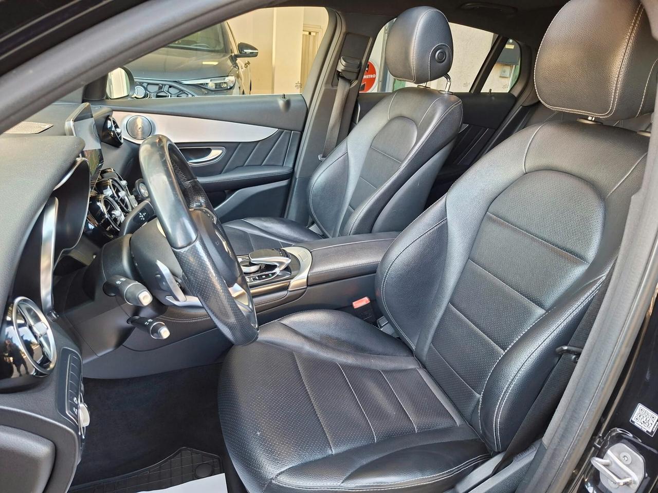 MERCEDES GLC 250d 4Matic 204cv Coupé Premium AMG