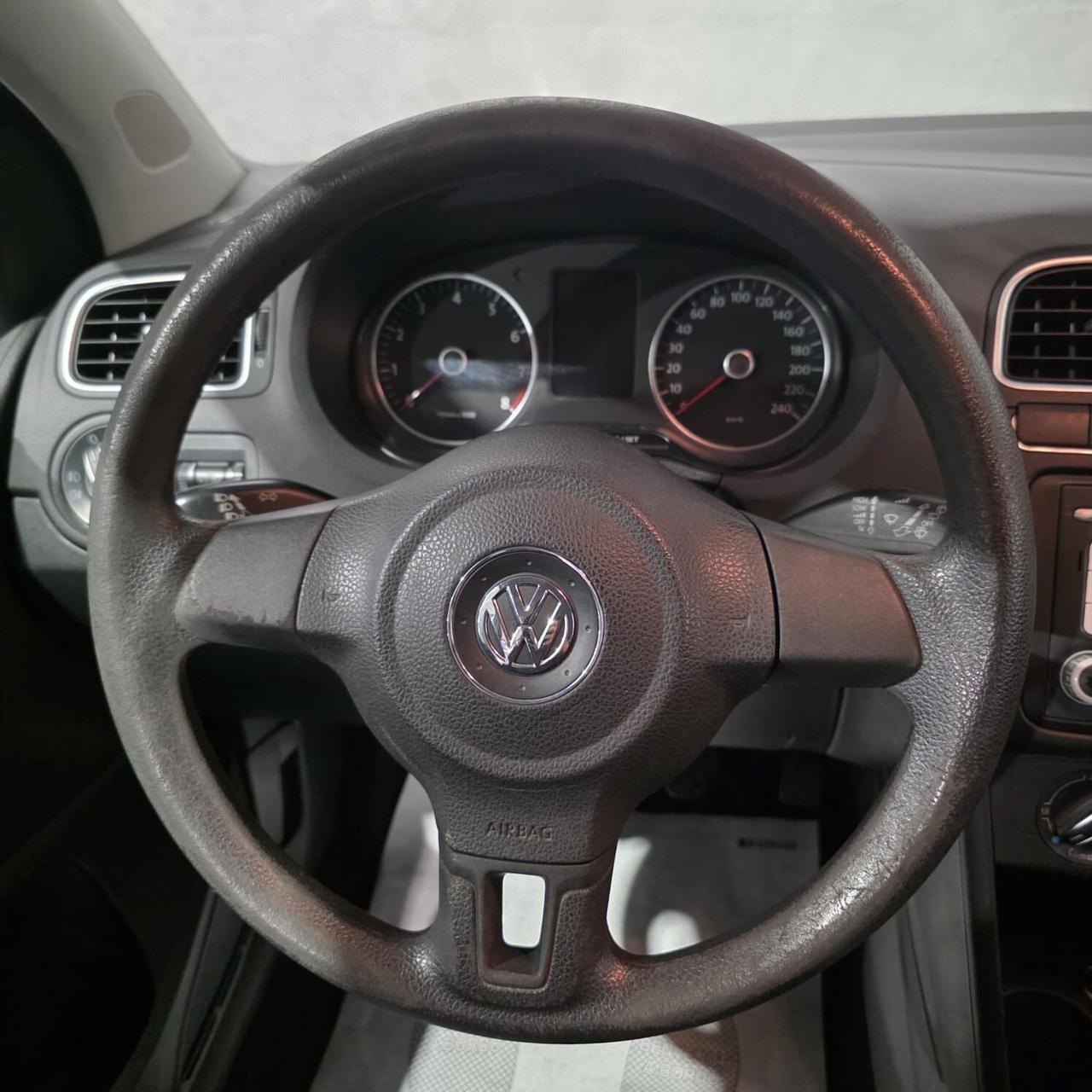Volkswagen Polo 1.4 BENZINA