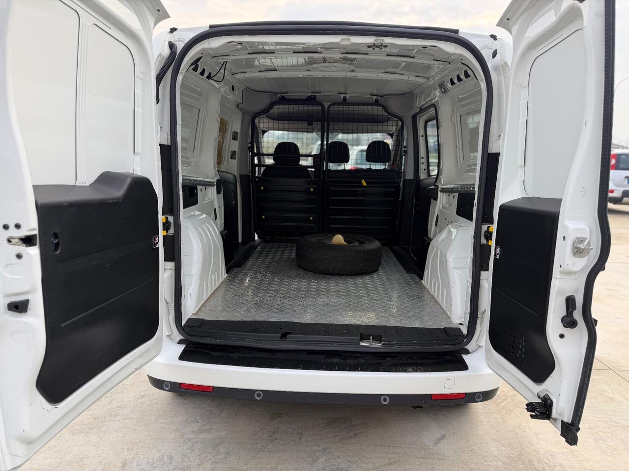 Fiat Doblo Doblò 1.6 MJT 105CV 3POSTI Cargo Maxi Lamierato