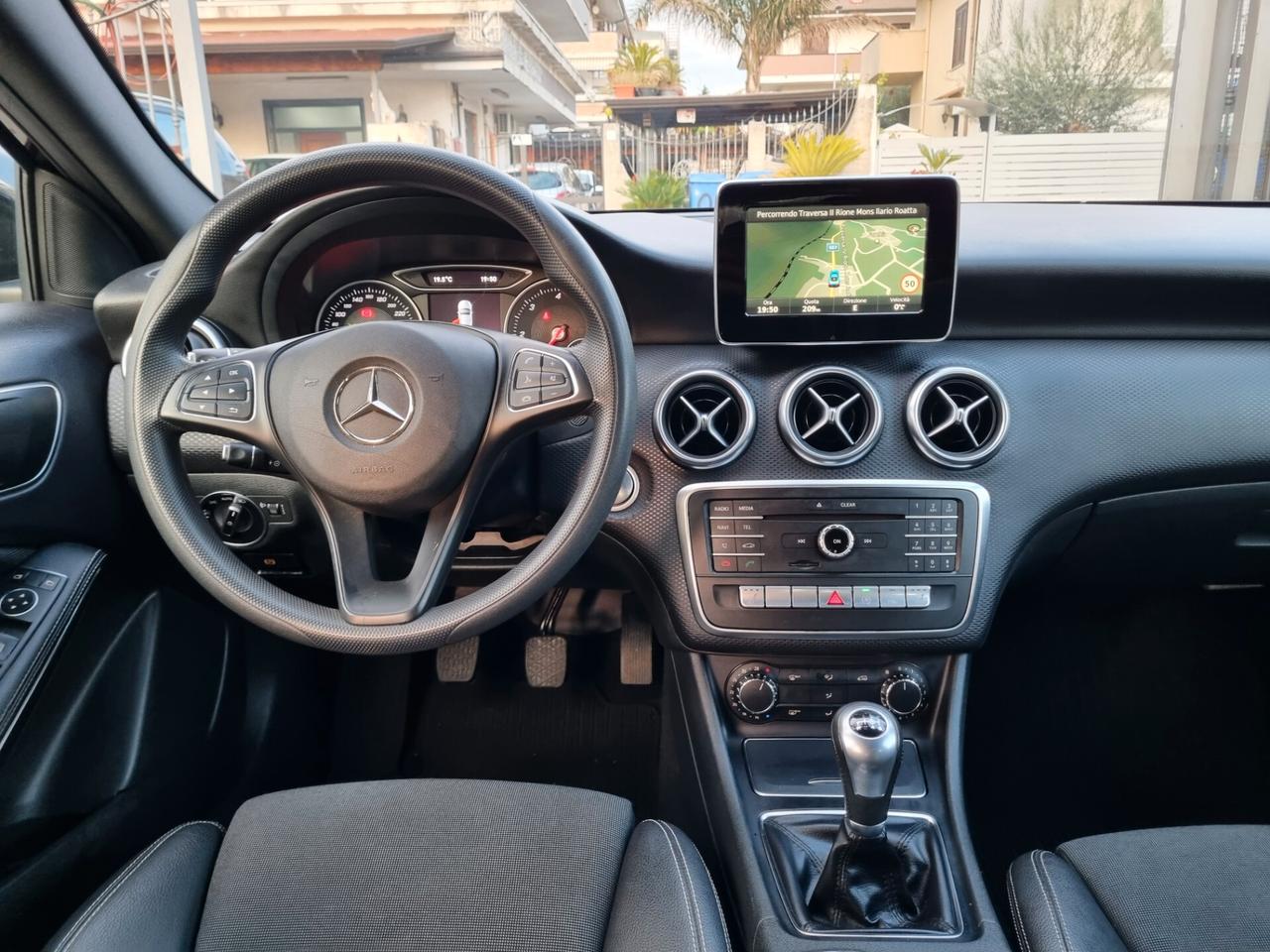 Mercedes-benz A 1.5 diesel 180 d Sport - 06/2017