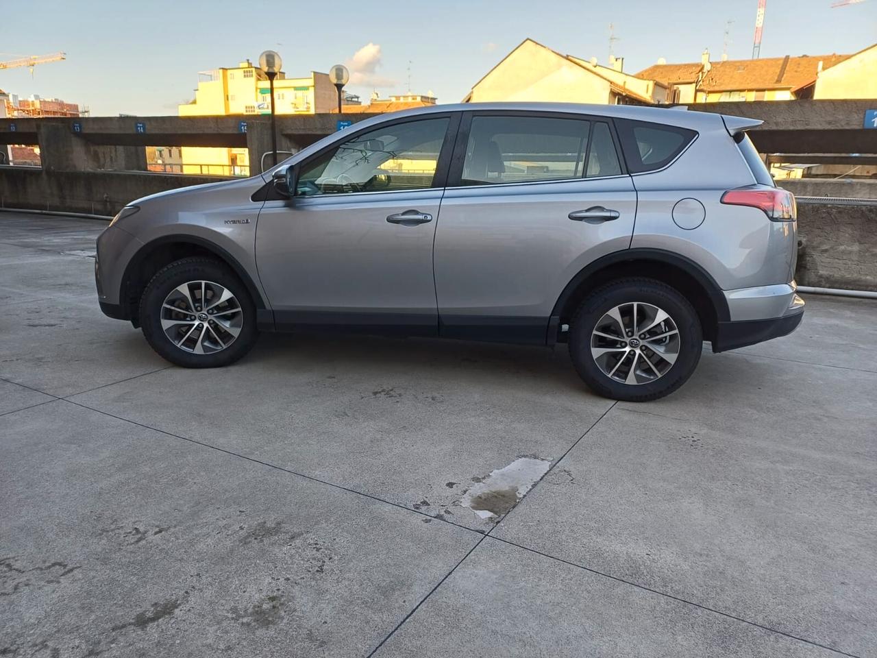 Toyota RAV 4 RAV4 2.5 Hybrid 2WD Style