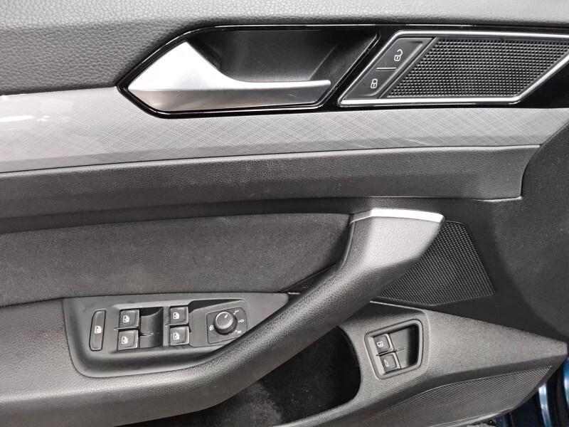 VOLKSWAGEN Passat 8ª serie Passat Variant 1.4 ...