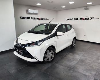 Toyota Aygo 1.0 VVT-i 69 CV 5 porte x-wave