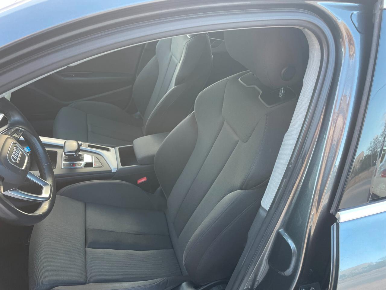 Audi A4 Avant 35 TDI/163 CV S tronic line edition