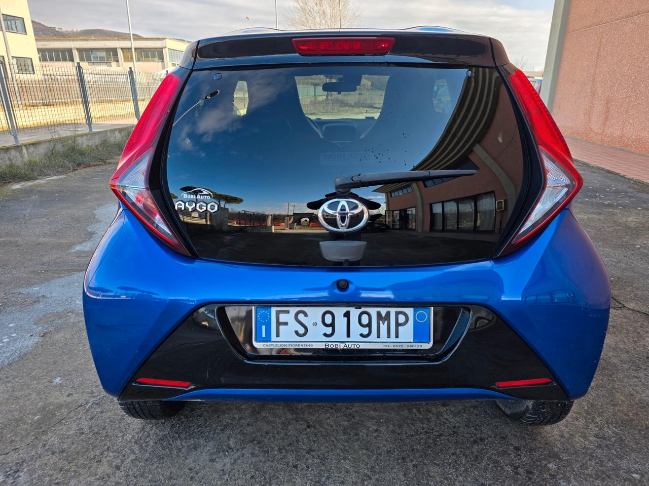 Toyota Aygo 1.0 VVT-i 72 CV 5 porte x-cite
