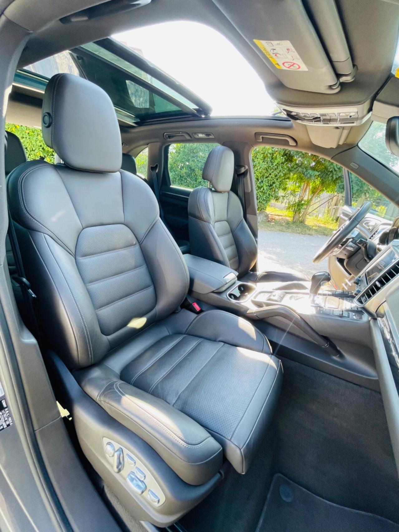 Porsche Cayenne 3.0 S E-Hybrid Platinum Edition