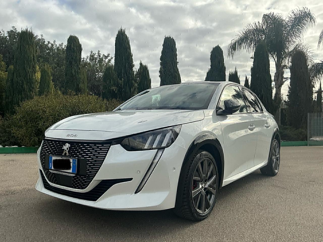 Peugeot 208 BlueHDi 100 Stop&Start 5 porte GT Pack