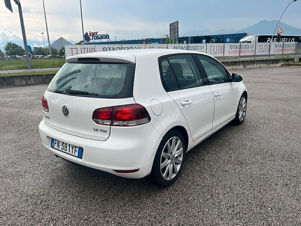 Volkswagen Golf 1.6 TDI DPF 5p. Highline2010