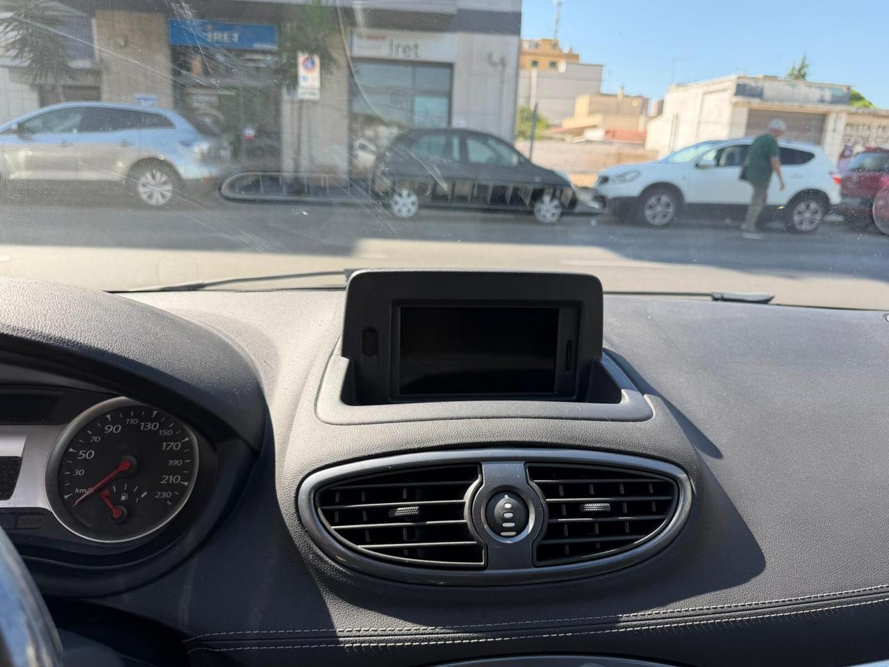 Renault Clio 1.2 16V 5 porte Dynamique