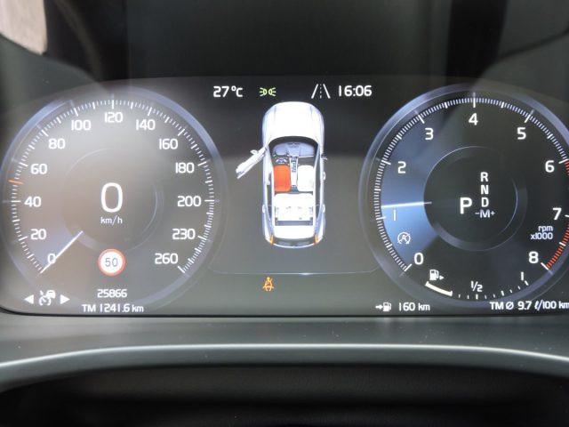 VOLVO XC40 T2 CORE AUTOMATICA AZIENDALE