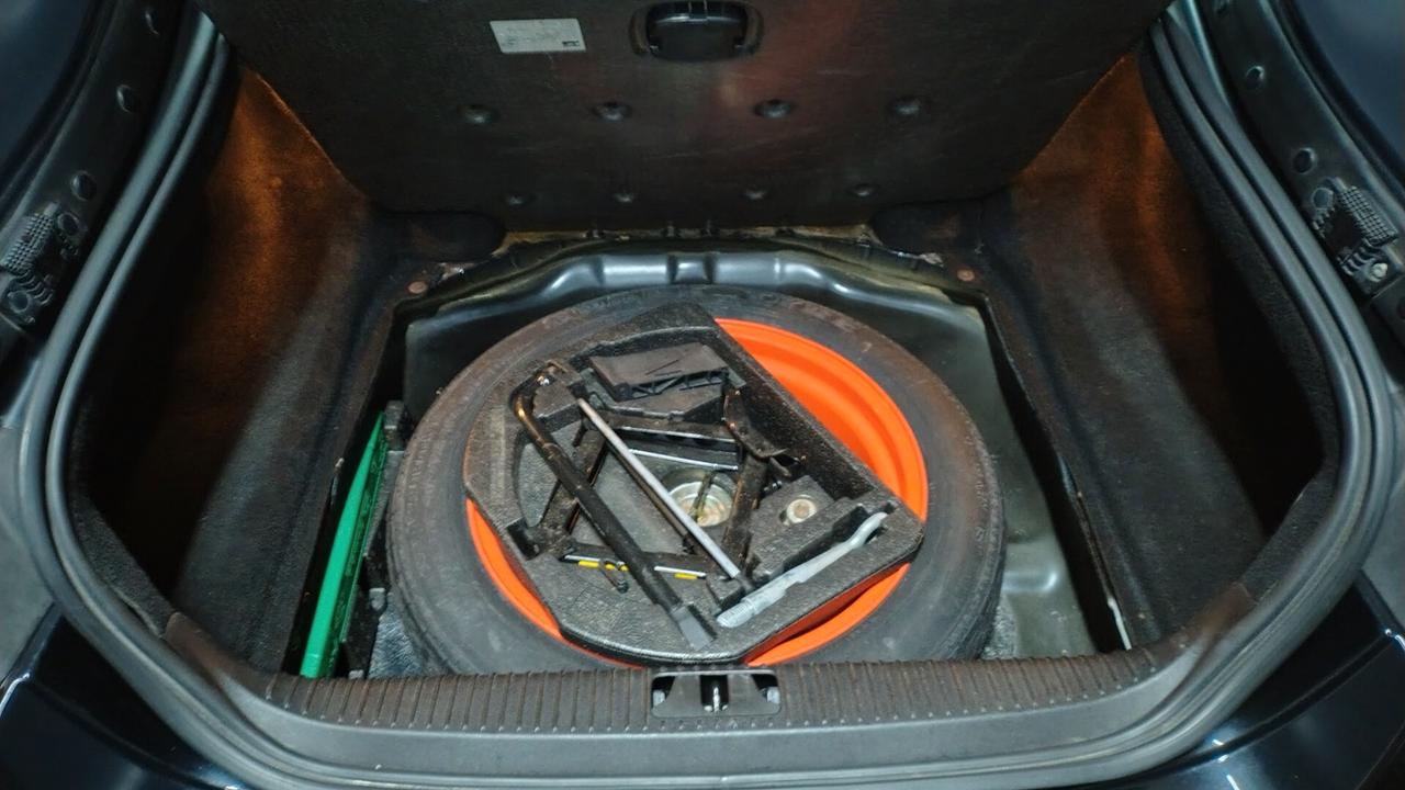 Jaguar XK 4.2 V8 Coupé