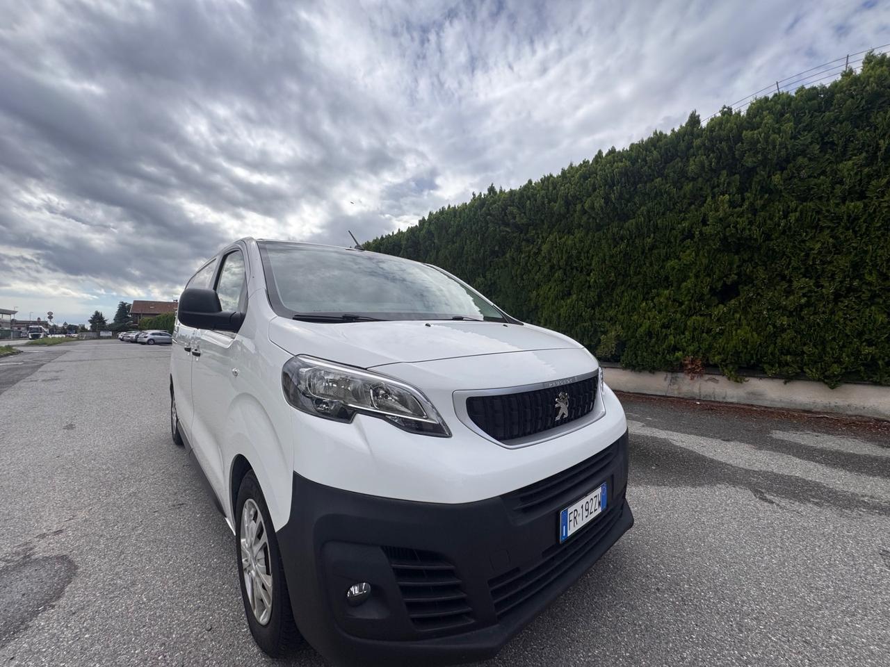 Peugeot Expert BlueHDi 100 PC-TN Combi Compact