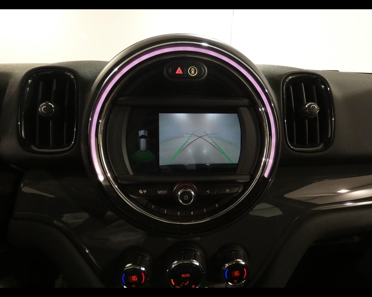 MINI Mini Countrym.(F60) - Mini 2.0 Cooper D Business Countryman Automatica