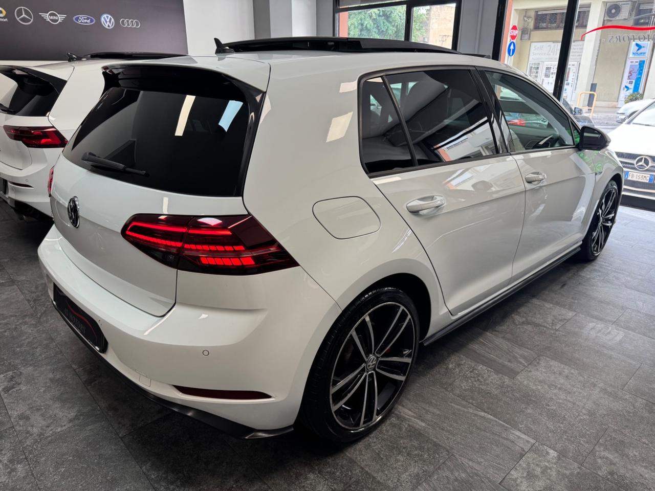 VW GOLF 7.5 GTD 2.0 184 CV TETTO APRIBILE