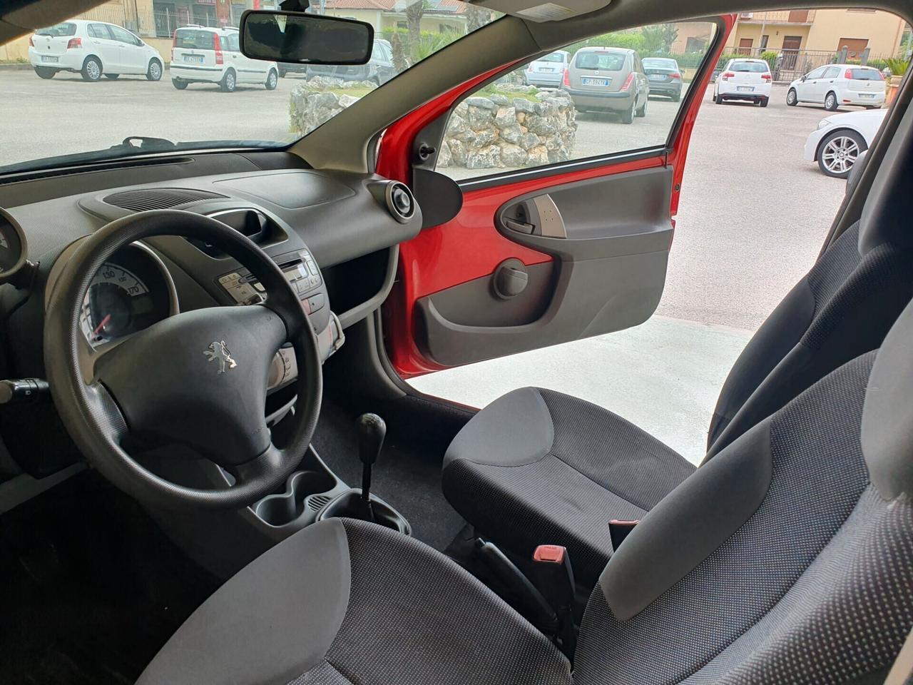 Peugeot 107 1.0 BENZ. - 2008 - KM. 127.000 UNIPRO