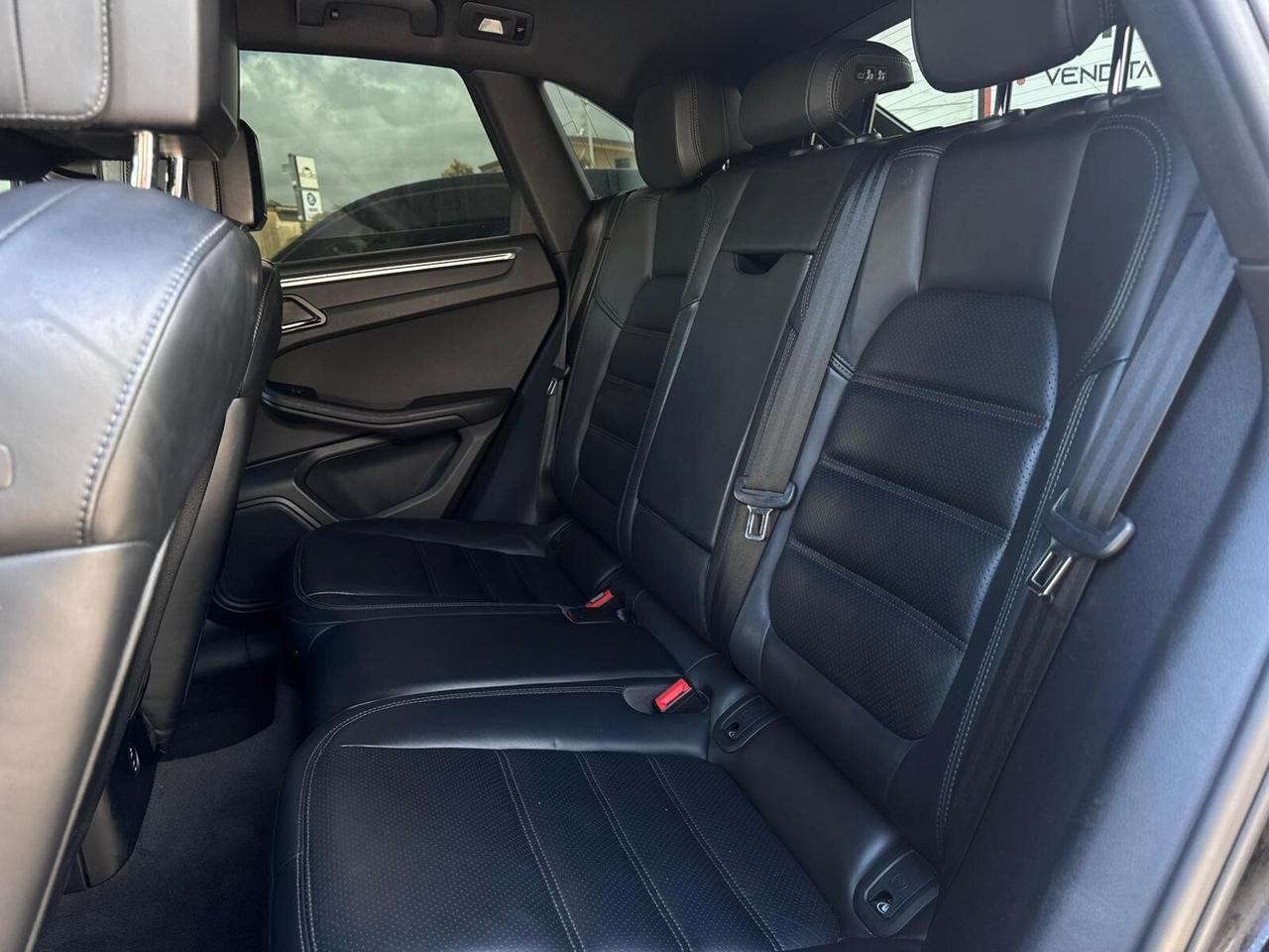 Porsche Macan 2.0