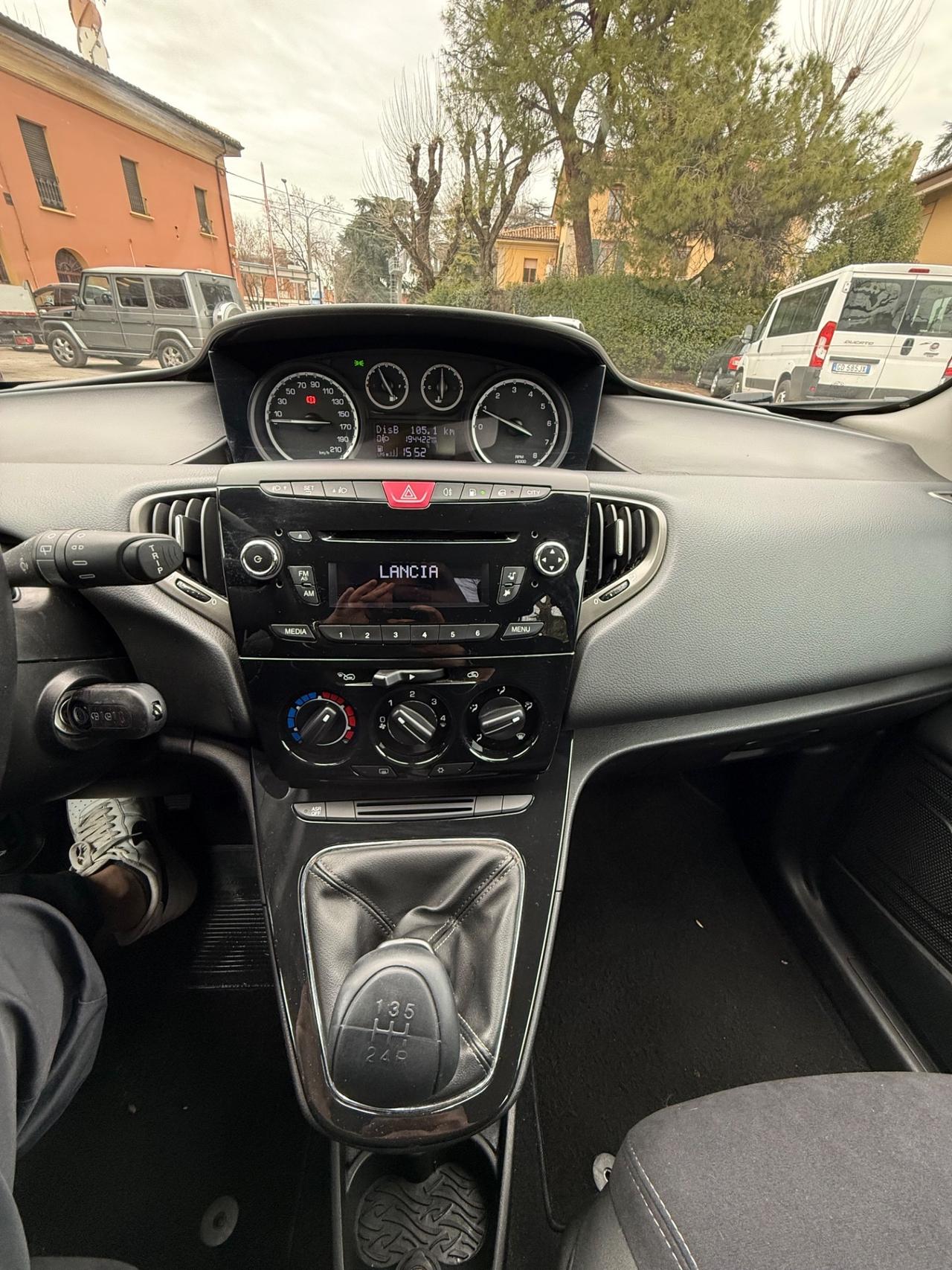 Lancia Ypsilon 1.2 69 CV 5 porte GPL Ecochic Gold