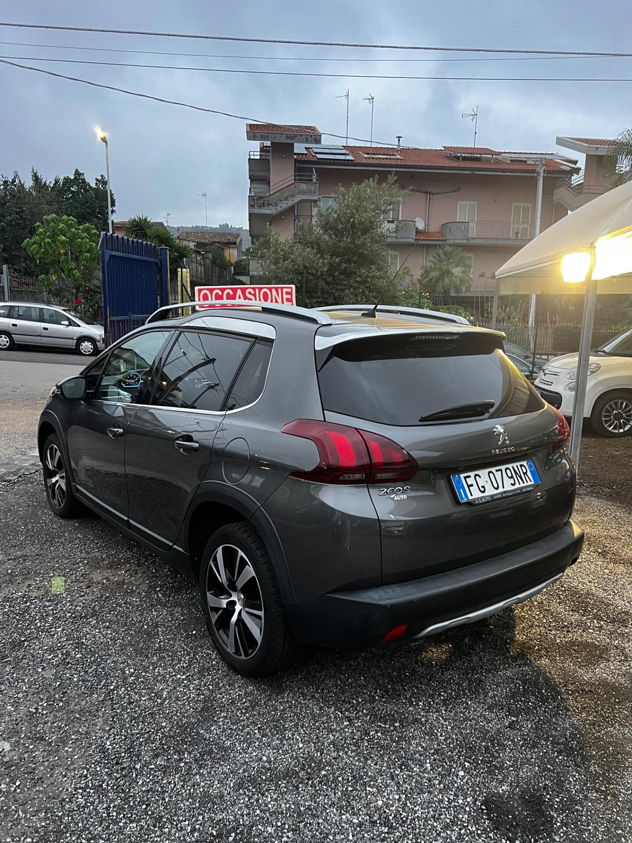 Peugeot 2008 BlueHDi 100 GT Line neopatentati