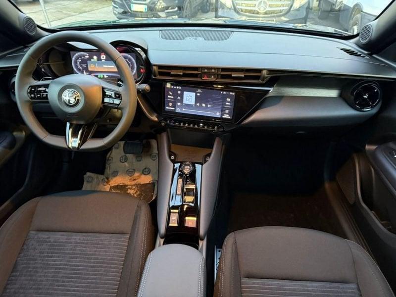 Alfa Romeo Junior 1.2 145 CV Hybrid eDCT6