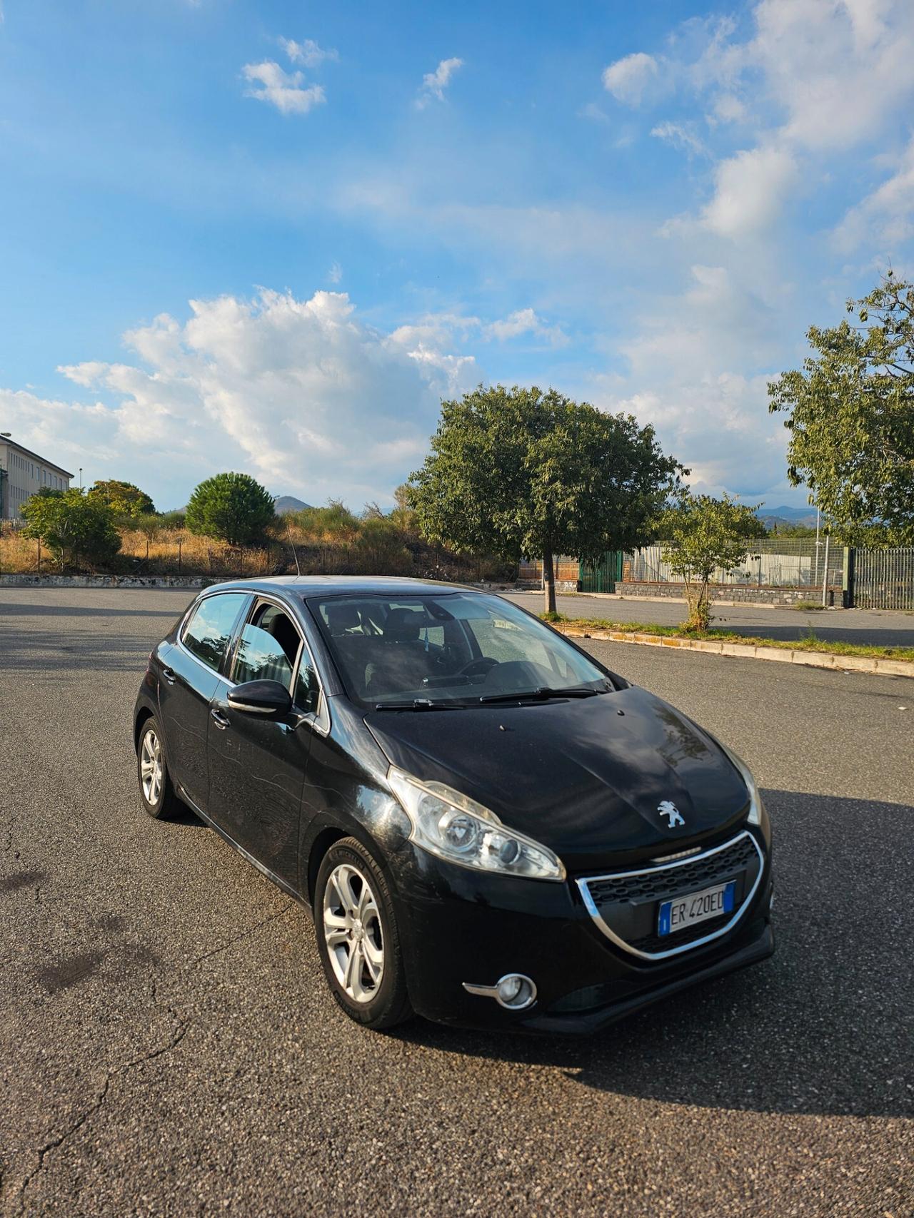 Peugeot 208 1.2 VTi 82 CV 5 porte