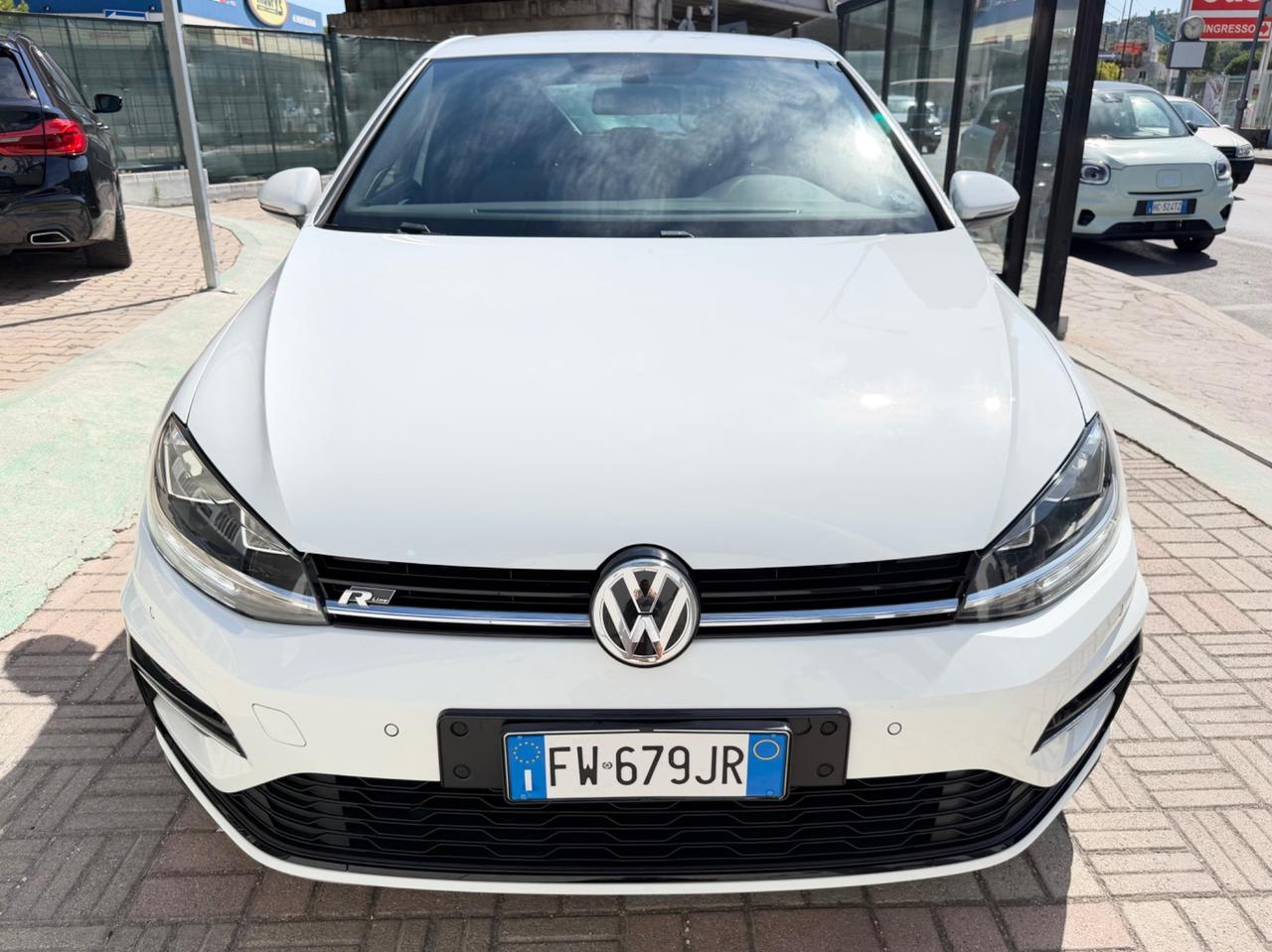 Volkswagen Golf 1.6 TDI R-Line - GARANZIA