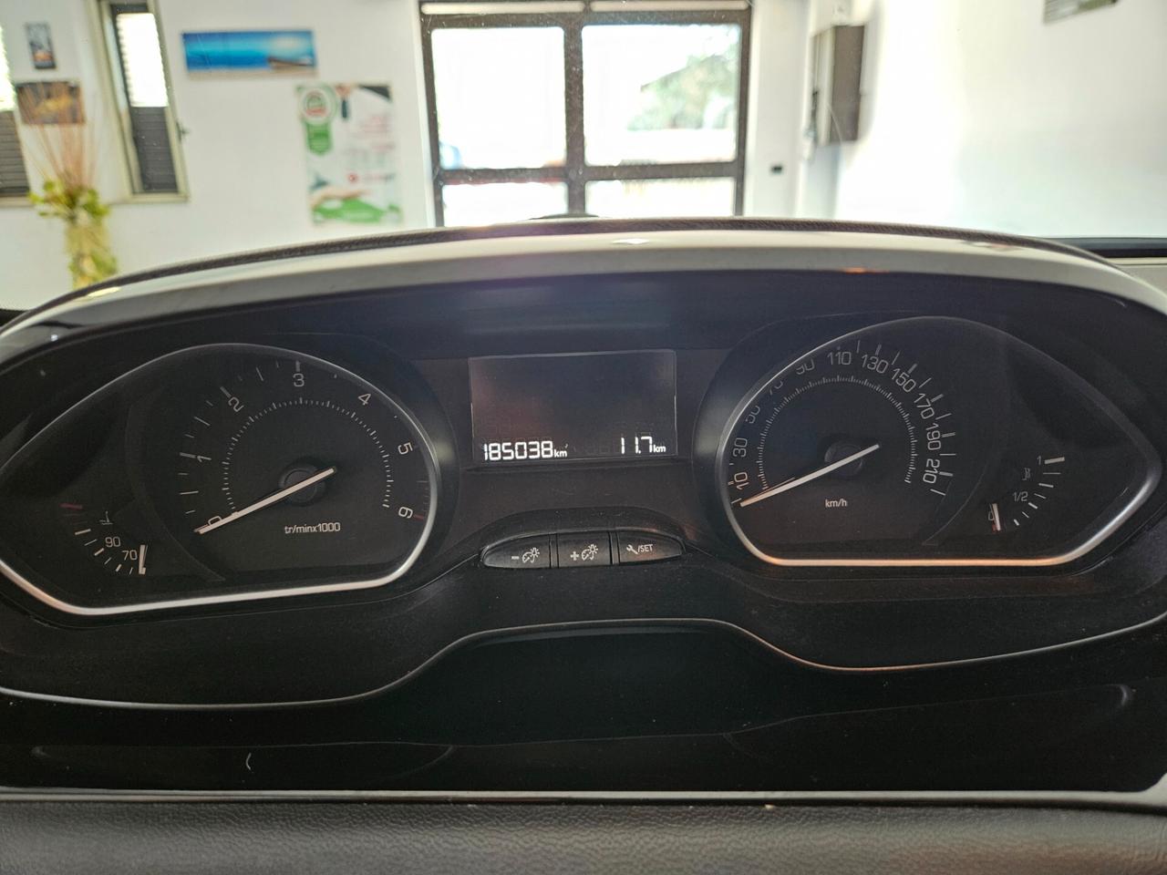 Peugeot 208 BlueHDi 75 5 porte Active