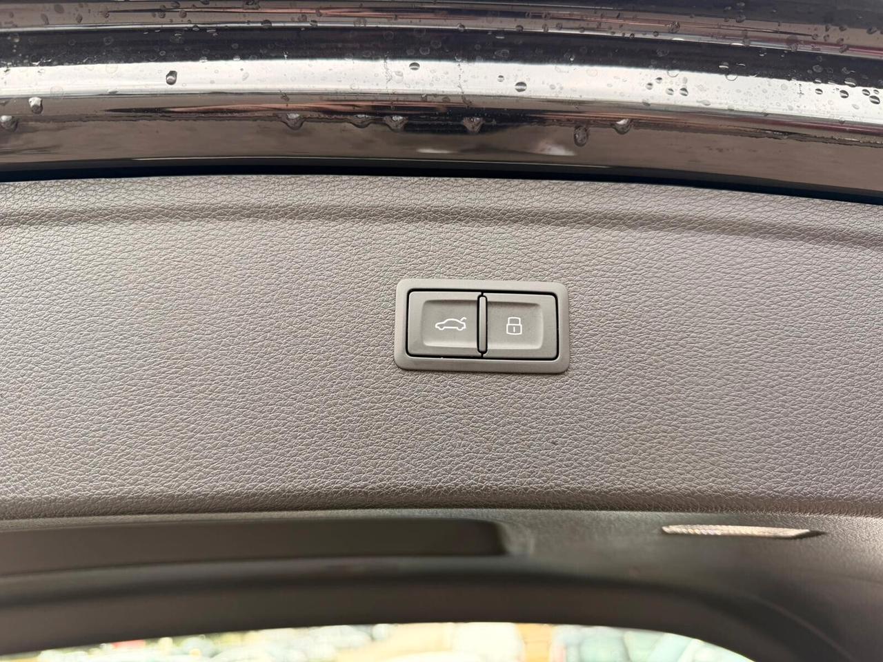 AUDI Q5 2.0 TDI 204CV QUATTRO S TRONIC S LINE BLACK EDITION – 2024