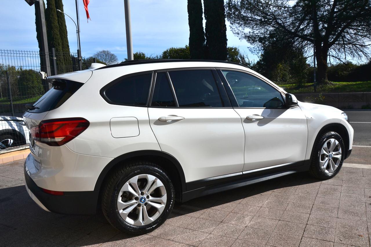 Bmw X1 25e X-DRIVE HYBRID PLUG-IN NAVI+FULL LED+RCAM+PDC+