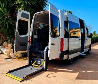 Volkswagen Crafter VW 9 POSTI TETTO ALTO TRASPORTO DISABILI PEDANA ELETTROIDRAULICA
