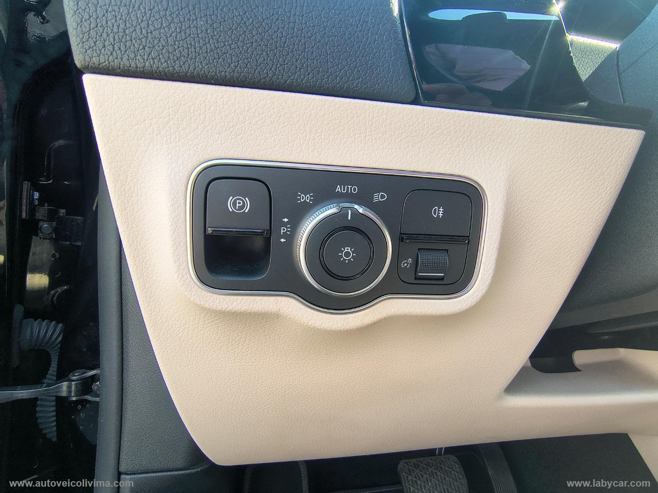 MERCEDES-BENZ GLA 200 d Automatic Sport Plus TETTO APRIBILE - FARI MULTIBEAM