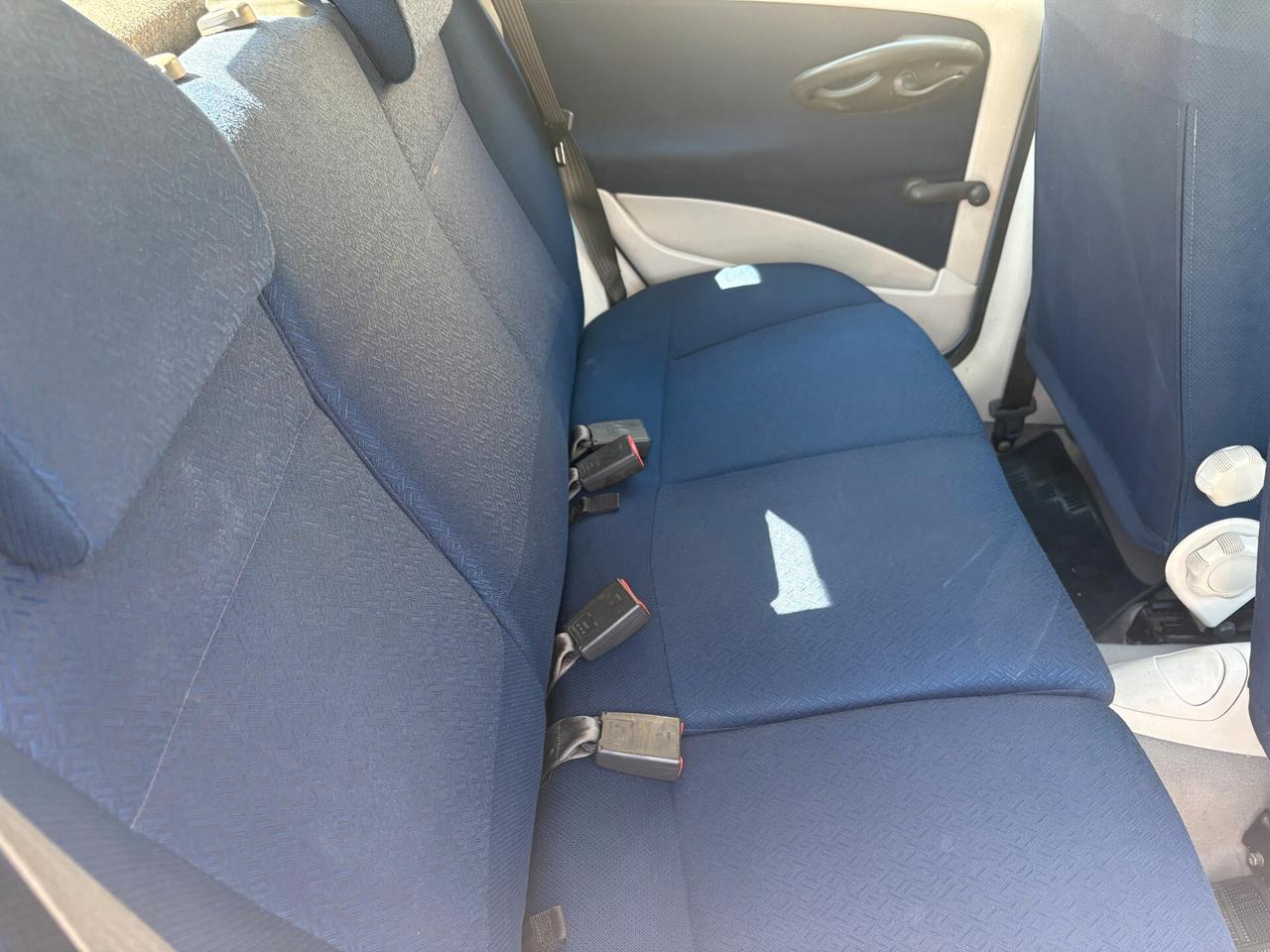 Fiat Punto 1.2i cat 5 porte ELX