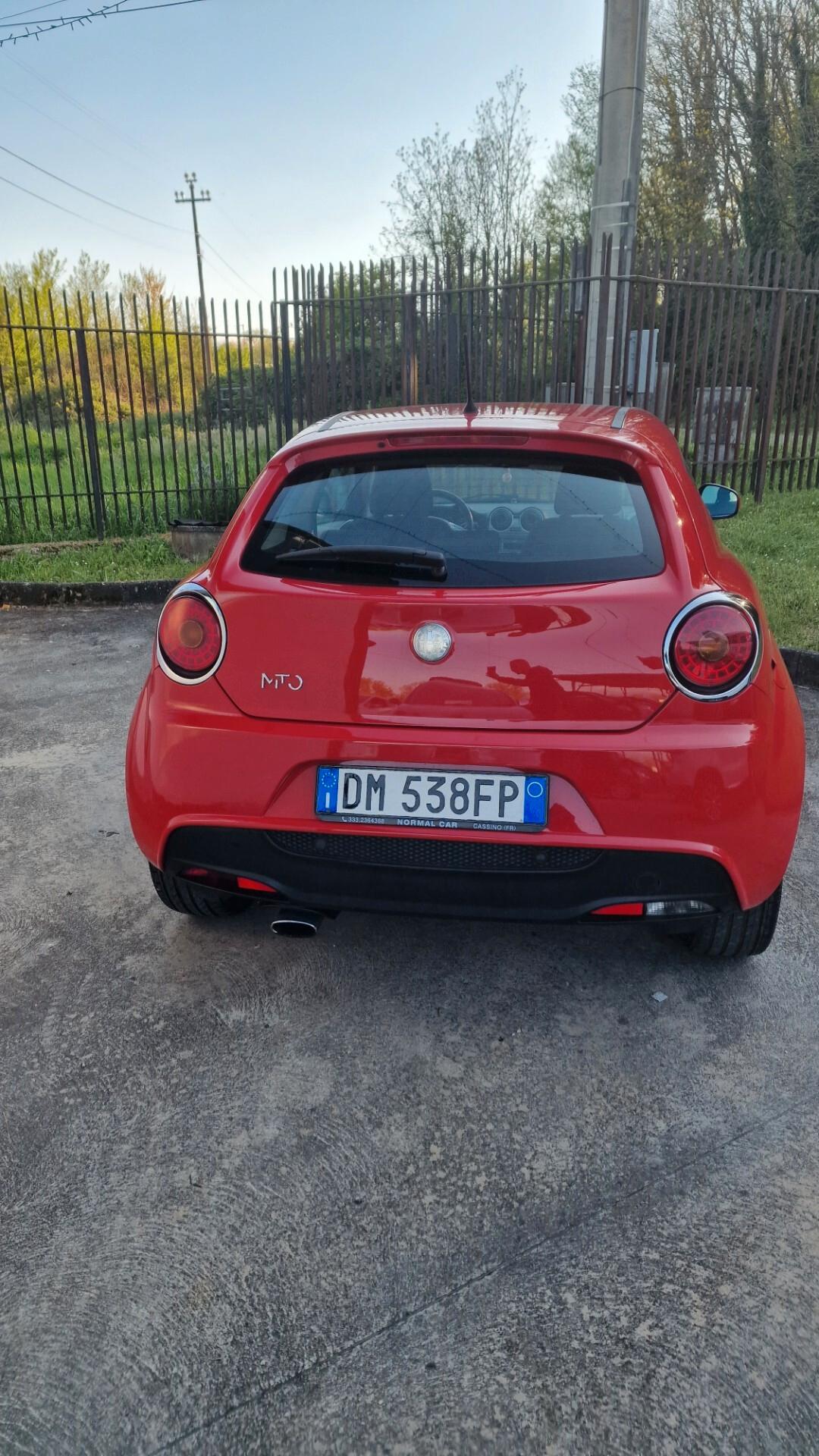 Alfa Romeo MiTo 1.6 JTDm 16V Distinctive Sport Pack