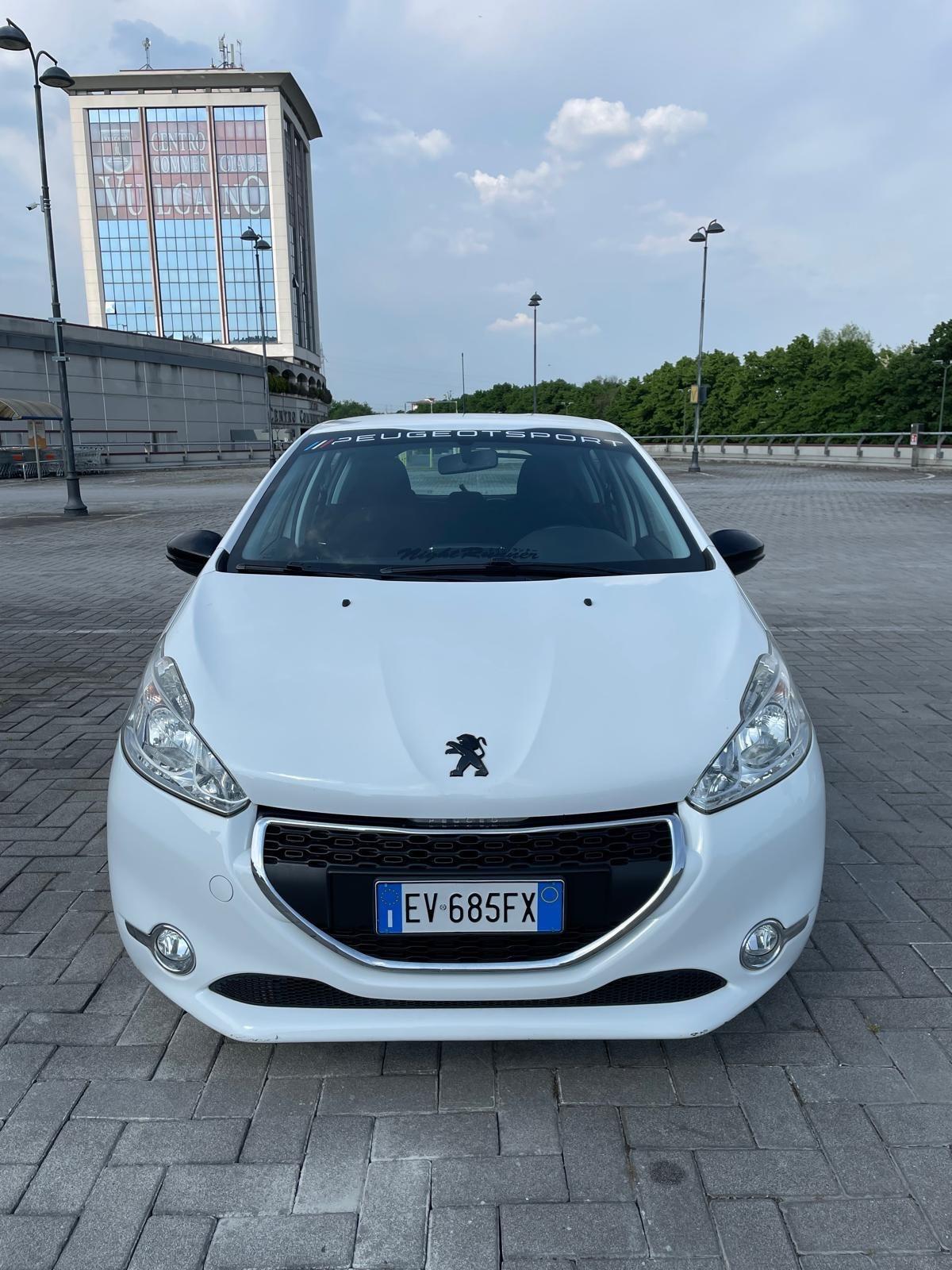 Peugeot 208 1.2 VTi 82 CV 5 porte Active sport