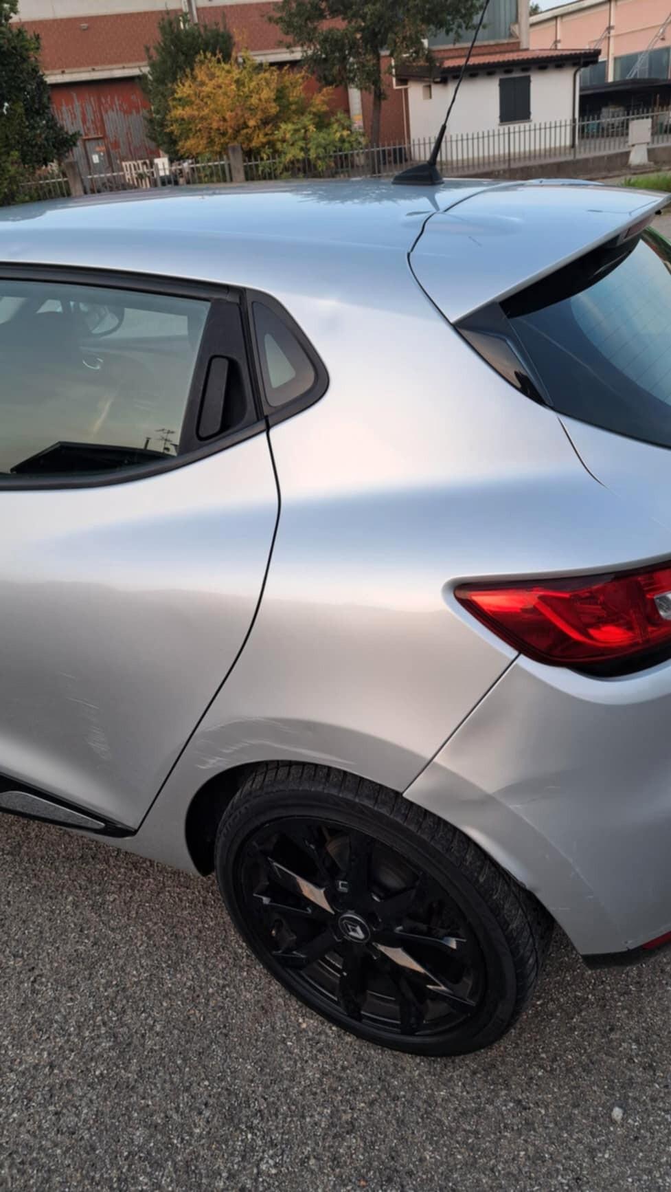 Renault Clio 1.2 16V 5 porte GPL Yahoo!
