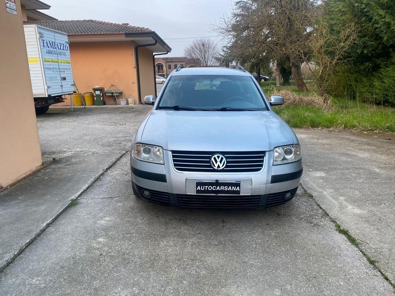 VW PASSAT 1.9 TDI SW UNICO PROPRIETARIO INDISTRUTTIBILE