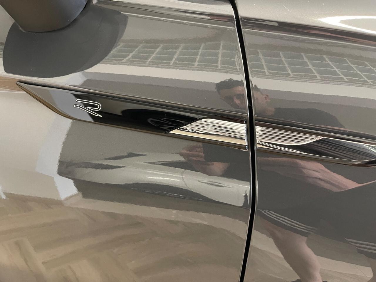 VOLKSWAGEN NEW TIGUAN 2.0 TDI R-Line 2021
