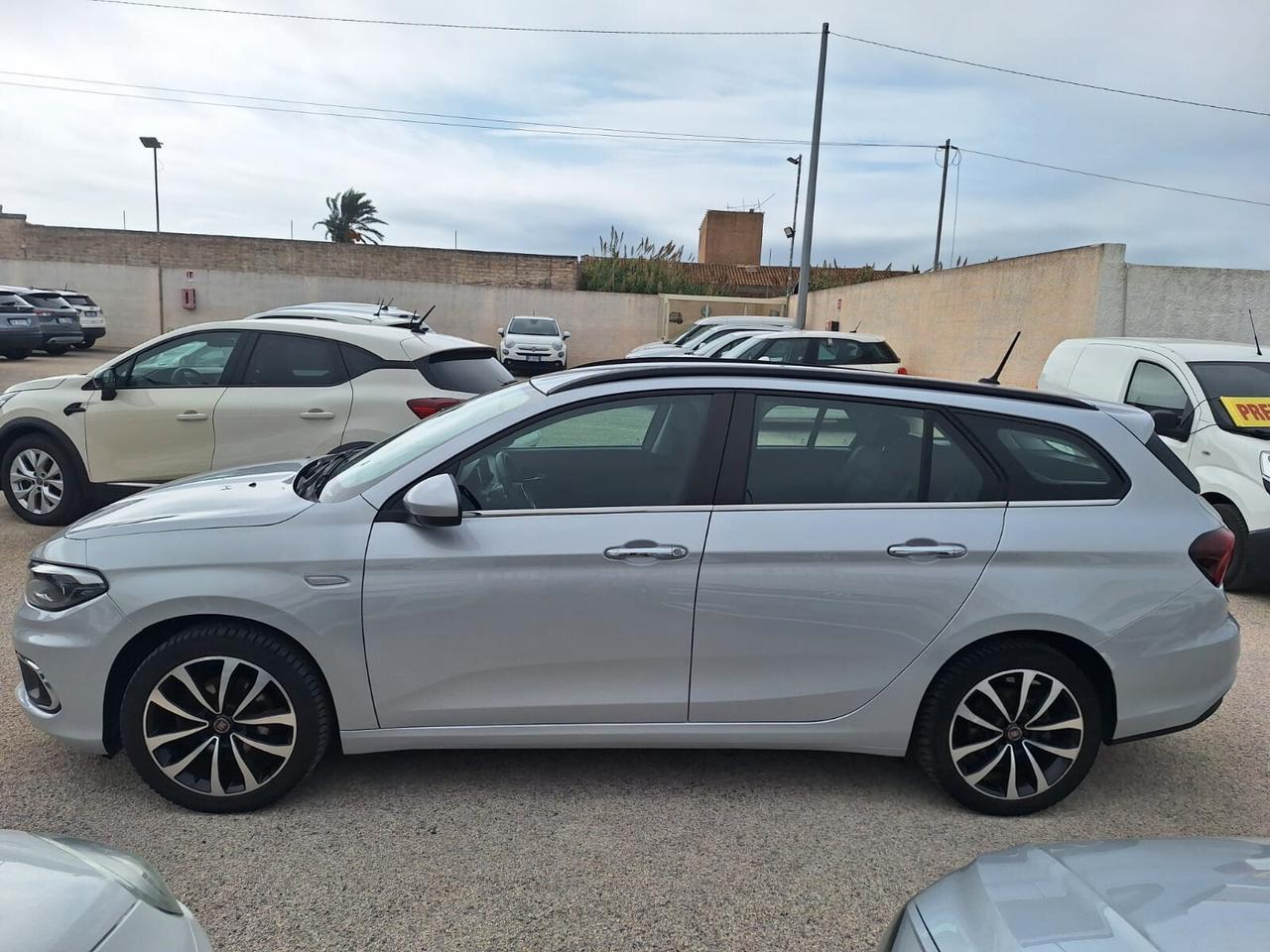 Fiat Tipo 1.6 Mjt S&S Lounge 2020