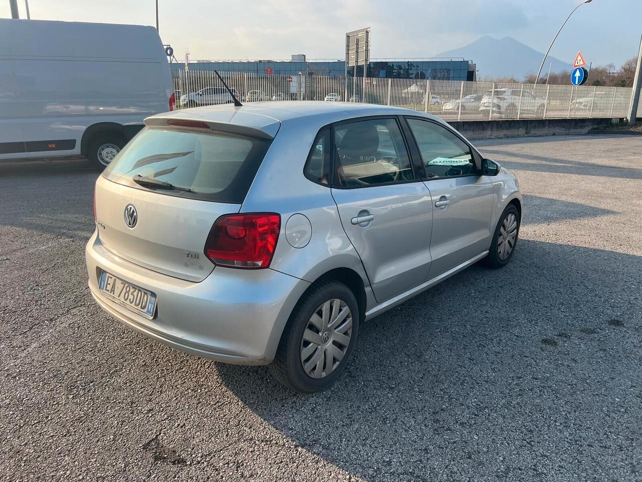 Volkswagen Polo 1.6 TDI 90CV DPF Comfortline-2010
