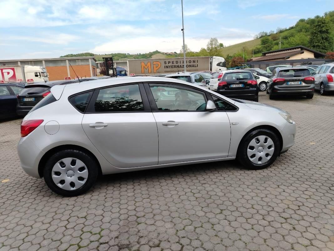 Opel Astra 1.7 cdti Cosmo 110cv