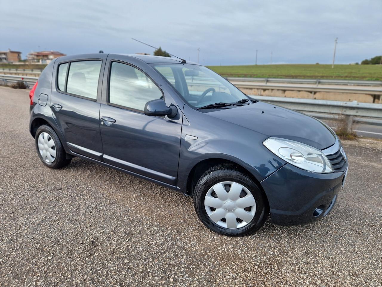 Dacia Sandero 1.4 8V GPL Ambiance