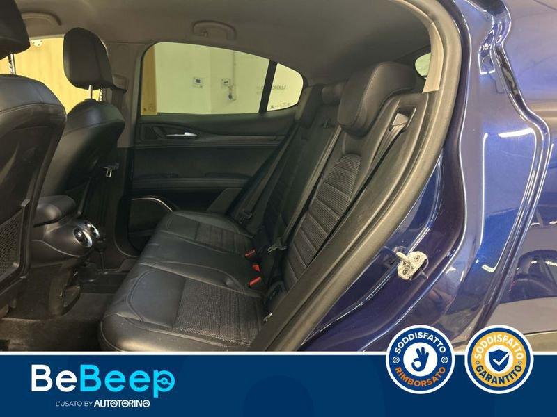 Alfa Romeo Stelvio 2.2 T EXECUTIVE Q4 210CV AUTO