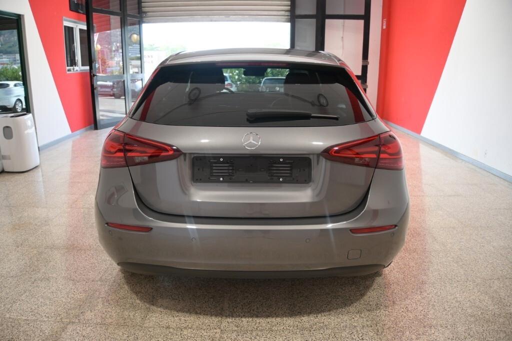 MERCEDES-BENZ A 180D NEW 115CV AUTOMATC BUSINESS LINE ( FARI LED - CRUISE - PELLE - NAVI PREMIUM - PARK ASSIST - TELECAMERA POST. ) CC. 1.950