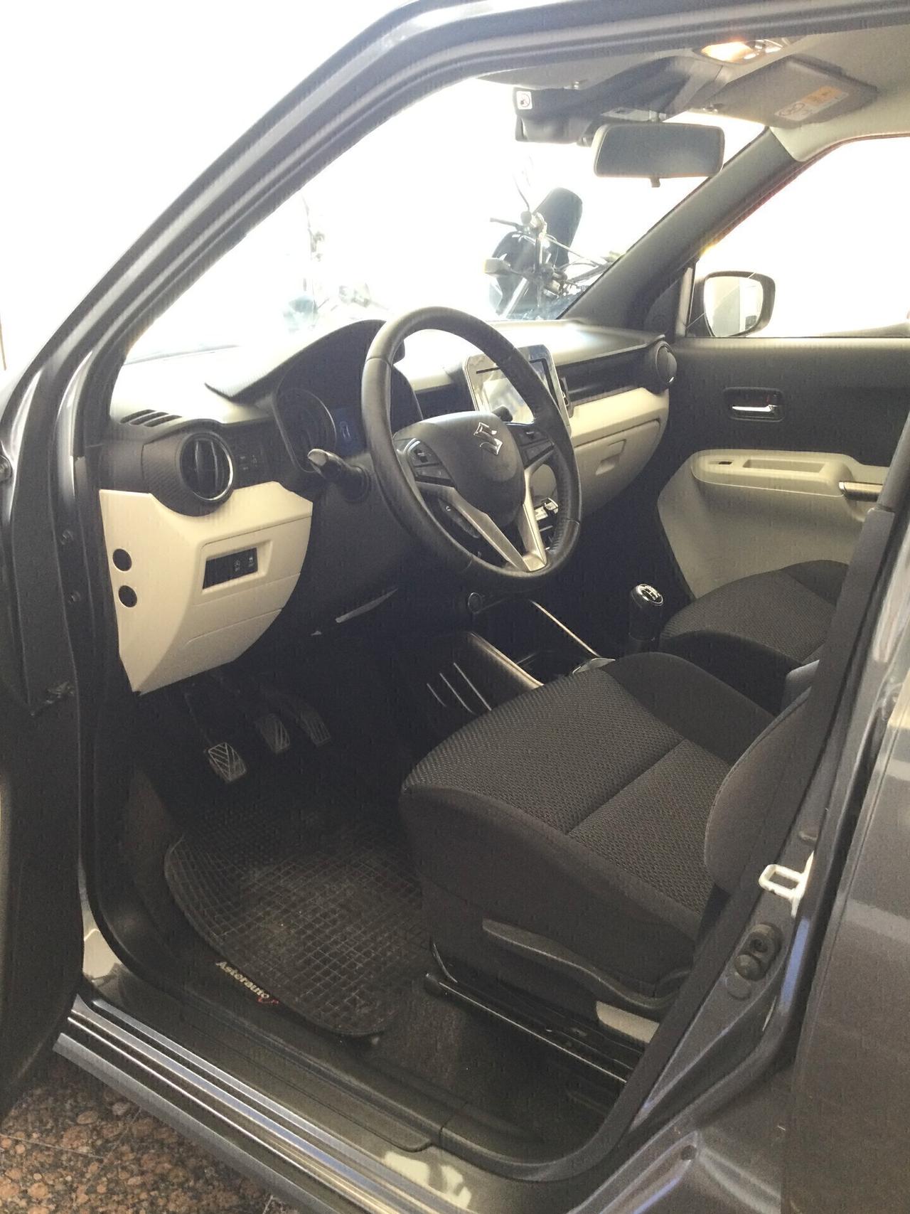 Suzuki Ignis 1.2 Hybrid Top