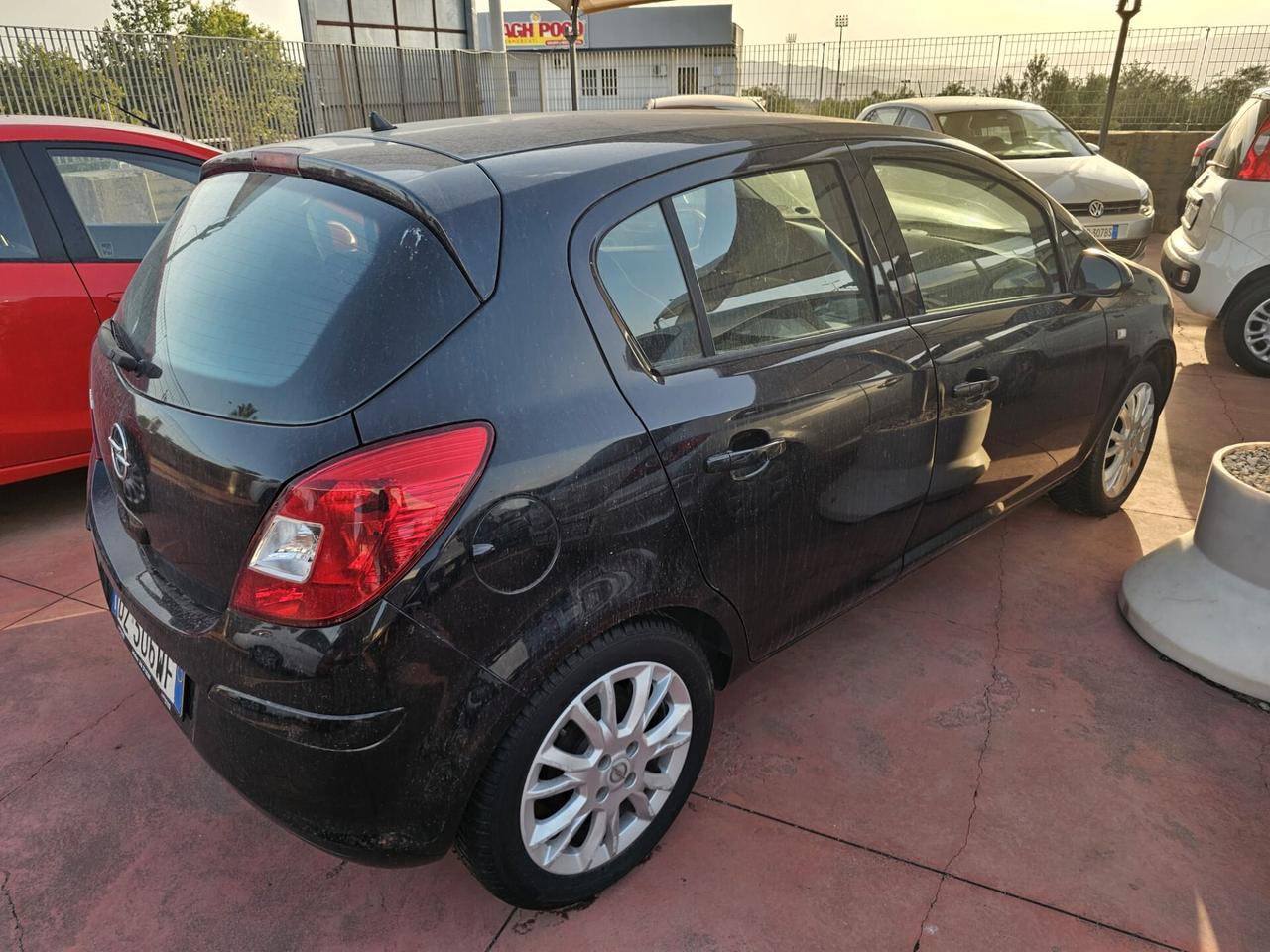 Opel Corsa 1.2 80CV 5 porte GPL-TECH Enjoy