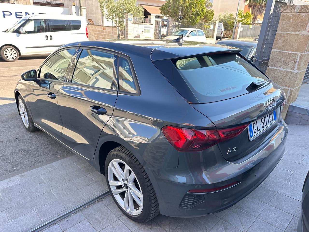 Audi A3 SPB S tronic Business Advanced-2022 MATRIX/VIRTUAL
