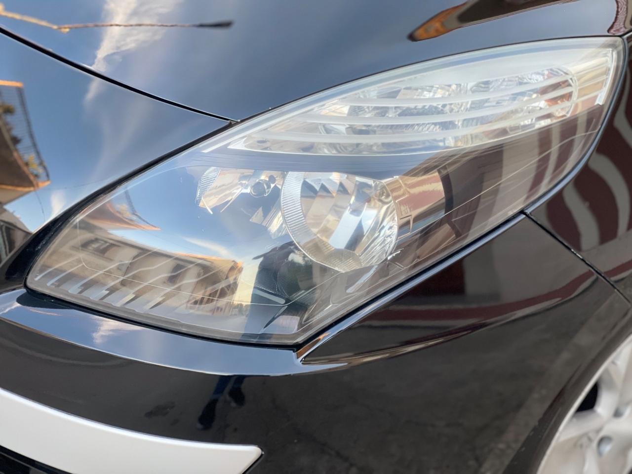 Renault Scenic X-Mod 1.5 dCi 110CV Dynamique