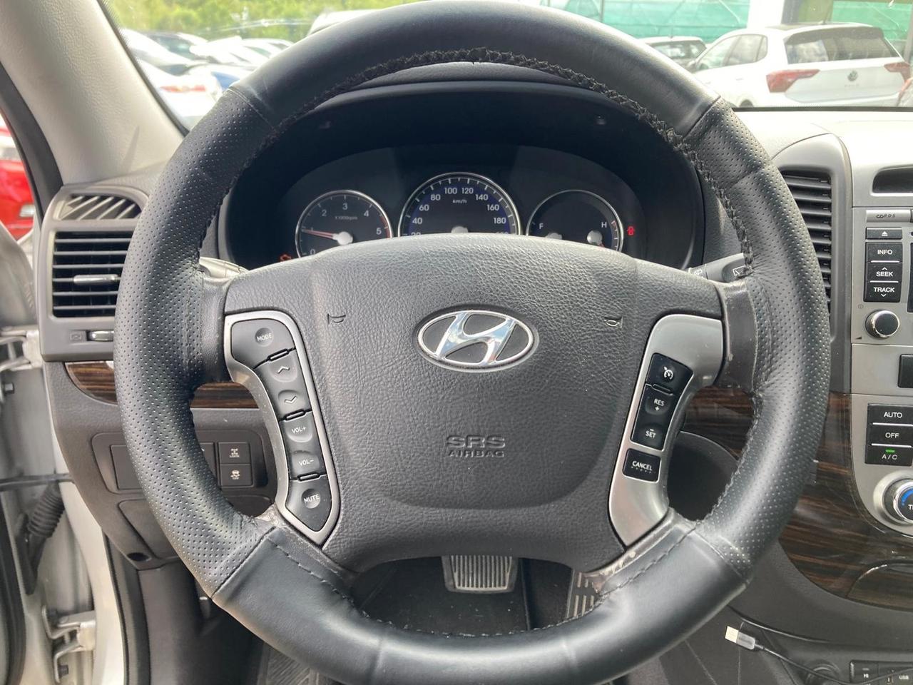 Hyundai Santa Fe 2.2 CRDi VGT 4WD AUTOM 7 POSTI